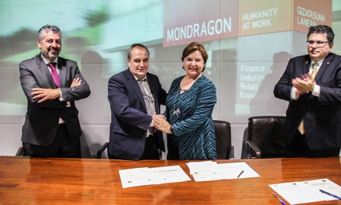 mondragon signing 2